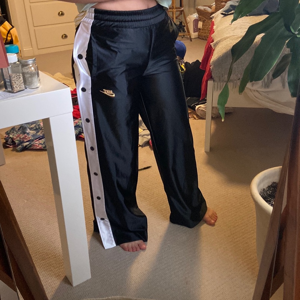 Nike flyaway button pants